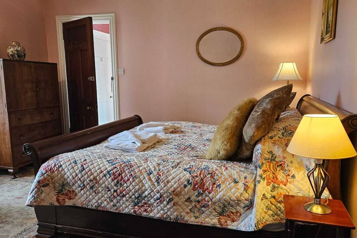 Family Room | Free WiFi, bed sheets