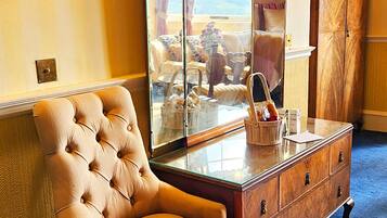 Family Room | Free WiFi, bed sheets