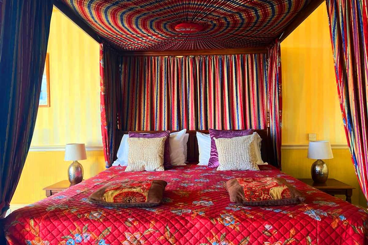 Family Room | Free WiFi, bed sheets