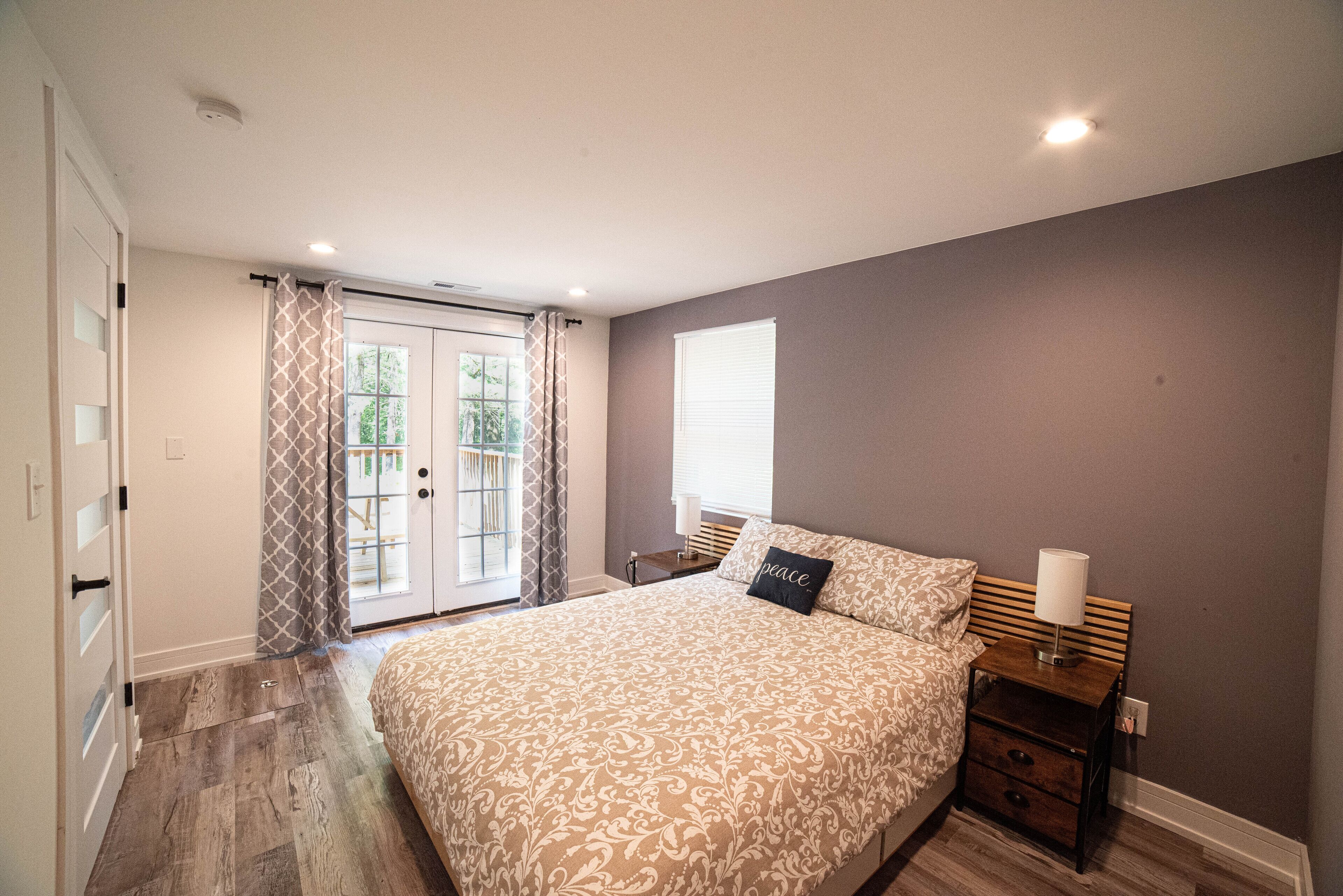 3 間睡房、免費 Wi-Fi、床單