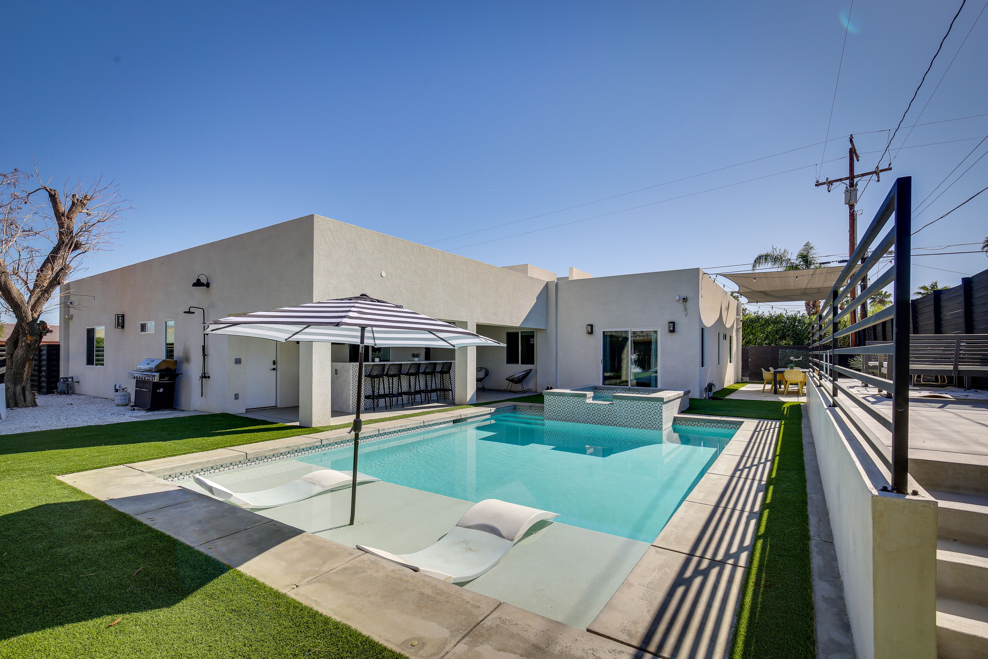 Modern Palm Springs Home w/ Pool & Gas Fire Pit!