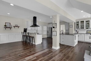 Private kitchen - THE BEST of Downtown! Entire Home-Stay in Elegance
(Indianapolis)