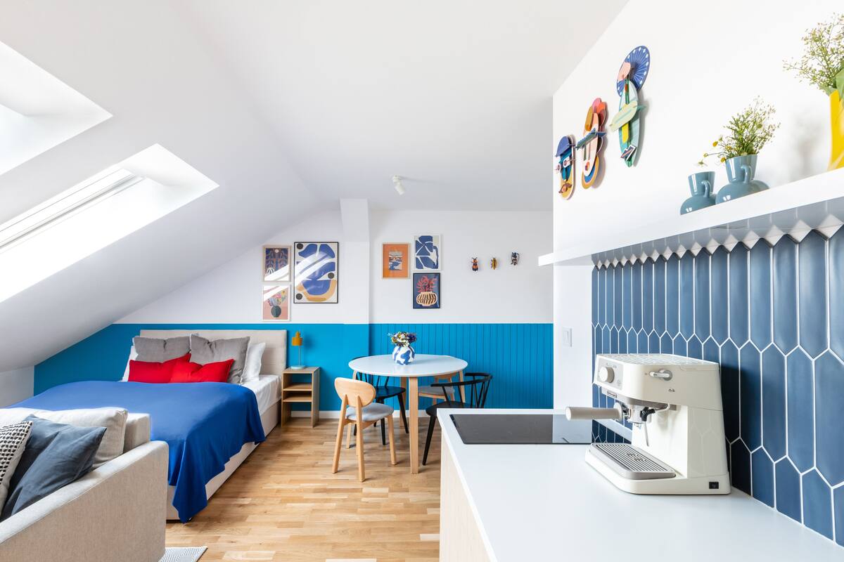 Studio, 1 Queen Bed with Sofa bed, Non Smoking