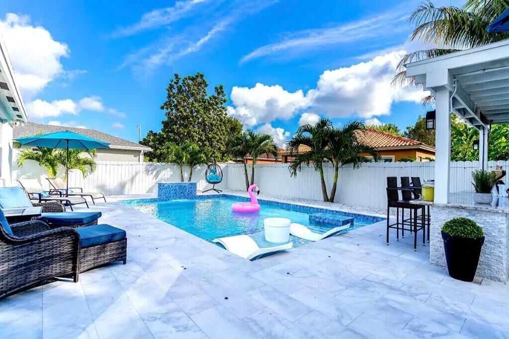 Luxe Patio, Heated Pool, Outdoor Kitchen, Everglades, Keys, Nascar Speedway