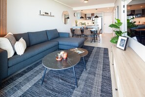 TV - Stunning Sea Views , Inverter , Steam Room (Umhlanga)