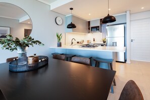 Dining - Stunning Sea Views , Inverter , Steam Room (Umhlanga)