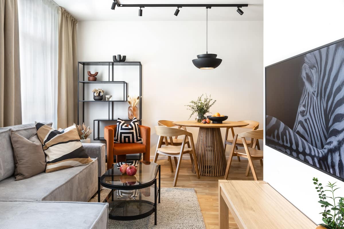 Apartment, Multiple Beds, Non Smoking | 2 bedrooms, individually decorated, individually furnished