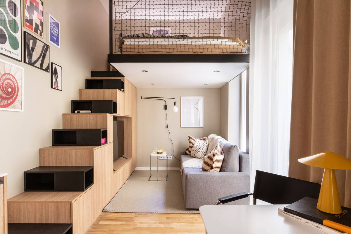 Studio, 1 Queen Bed with Sofa bed, Non Smoking | 2 bedrooms, individually decorated, individually furnished