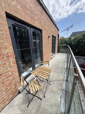 Porch - Leevin Stay Apartments City Center  (Dublin)