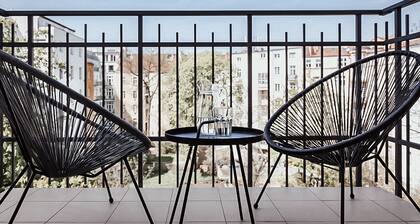 TurnKey | King George Square Apartments