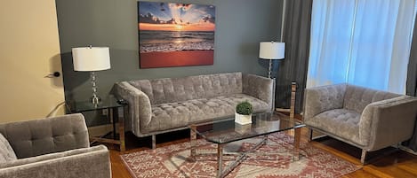 Smart-tv och eldstad