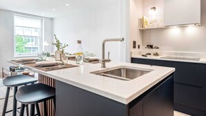 Unclassified image, 2 of 42, button - Notting Hill Gate Residence I (London)
