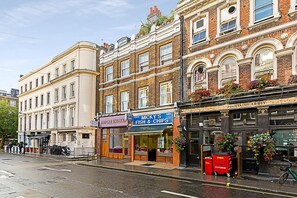 Exterior - Contemporary Oasis in Paddington II (London)