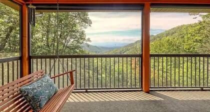 Holler Hideaway a 5BR Mountain Retreat