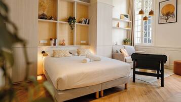 Double or Twin Room, 1 Queen Bed with Sofa bed | Premium bedding, individually decorated, blackout drapes