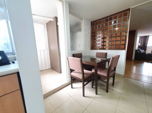 Apartment, 3 Bedrooms, Accessible | Dining room - Departamento 3 rec Lamartine Polanco (Mexico City)