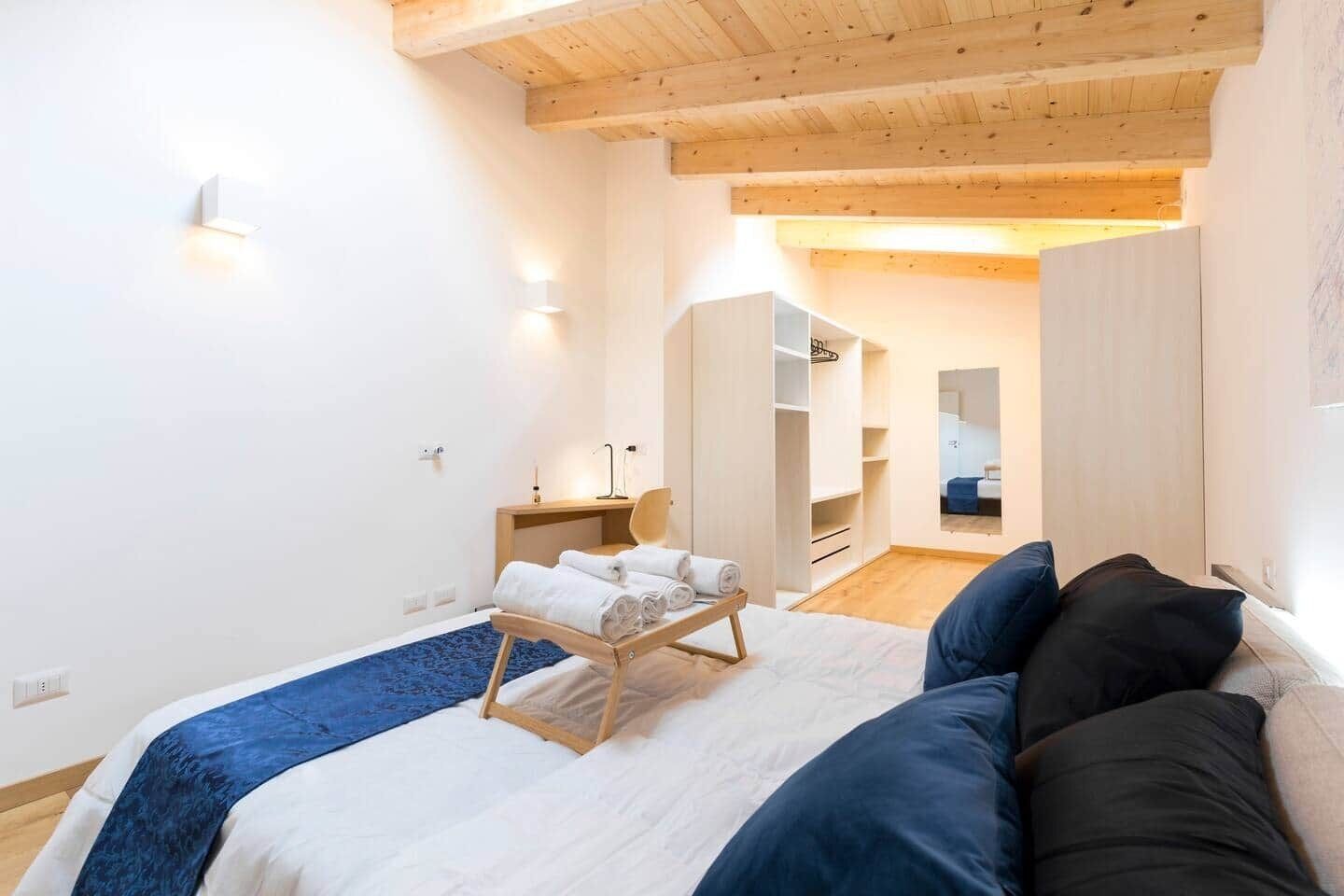 1 多间卧室、熨斗/熨衣板、WiFi、床单