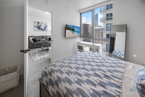 Room - Modern Apartment at Downtown Miami (Miami)