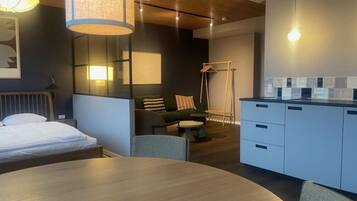 1 bedroom, individually decorated, individually furnished, desk