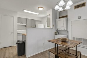 Dining - Kozy Cottage: Pet Friendly + Newly Renovated Unit (College Station)