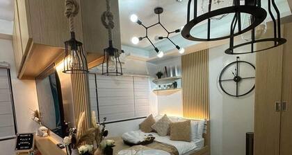 Elite Escapes/staycation in Alabang with High speed WIFI up to 200mbps +Netflix
