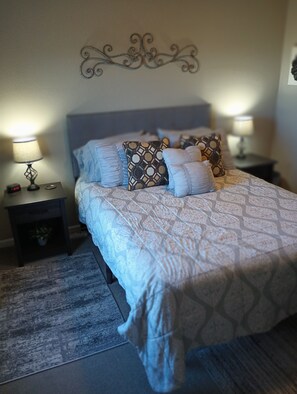 1 makuuhuone, tallelokero huoneessa, silitysrauta/-lauta, ilmainen Wi-Fi