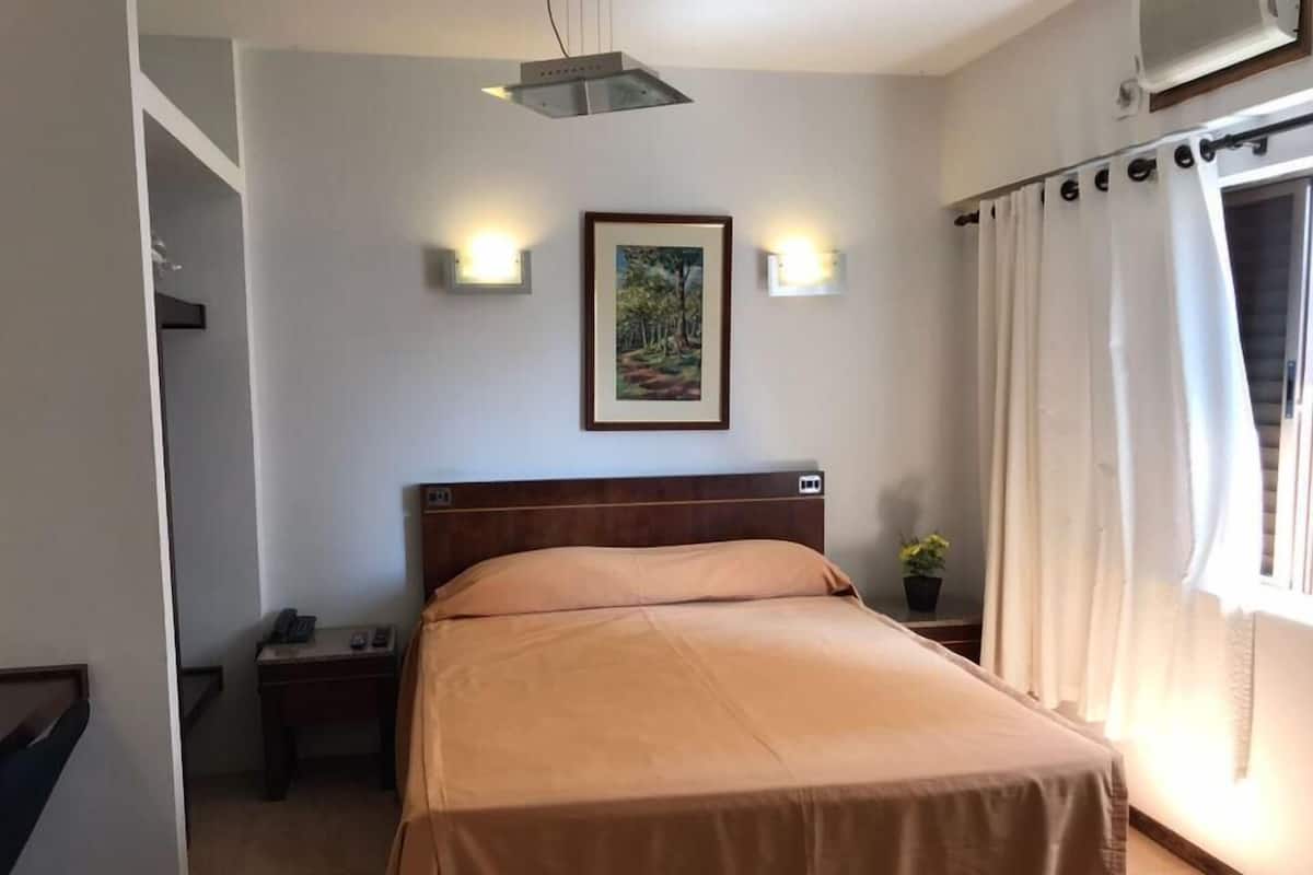 Soundproofing, WiFi (free), bed sheets