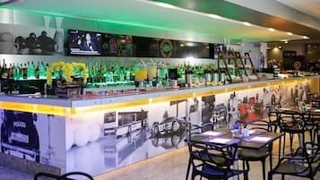 酒吧(店内)