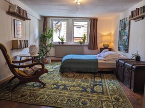4 chambres, bureau, Wi-Fi, draps fournis