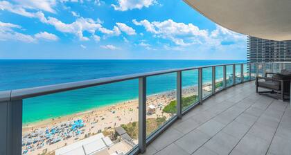 Spacious Ocean view apartment at Lyfe Beach Resort and residence-HallandaleBeach