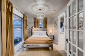 3 dormitorios, tabla de planchar con plancha, cuna de viaje y wifi