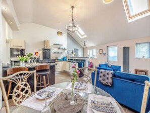 Dining - 2 bedroom accommodation in Tyn Y Gongl, near Benllech (Tyn Y Gongl, near Benllech)