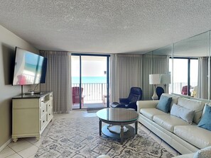 Apartamento, varias camas, balcón, vistas al mar (#403 - No Pets) | Servicios del alojamiento