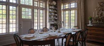 Kennington's Mansion, Unbelievable new retreat