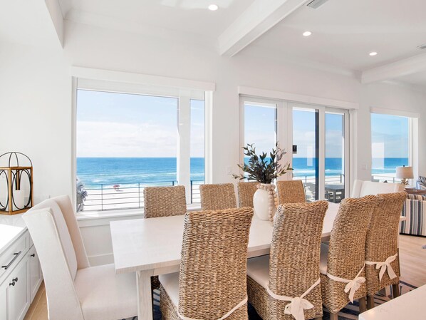 Dining - Viviana #8 (Pensacola)