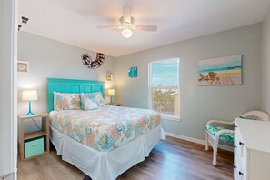 5 室のベッドルーム、アイロン / アイロン台、WiFi (無料)、ベッドシーツ