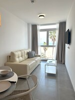 Suite estudio, vistas al mar | Decoración individual, mobiliario individual, wifi gratis y ropa de cama