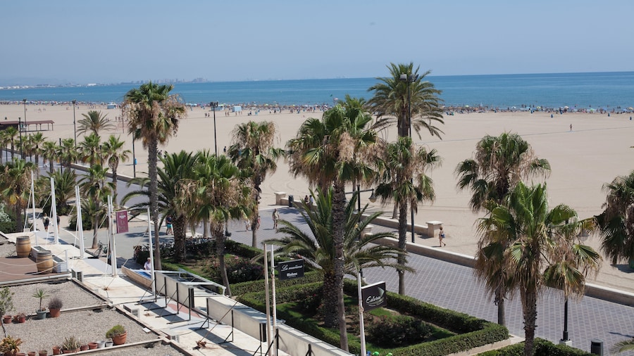 Almar 52 Suites