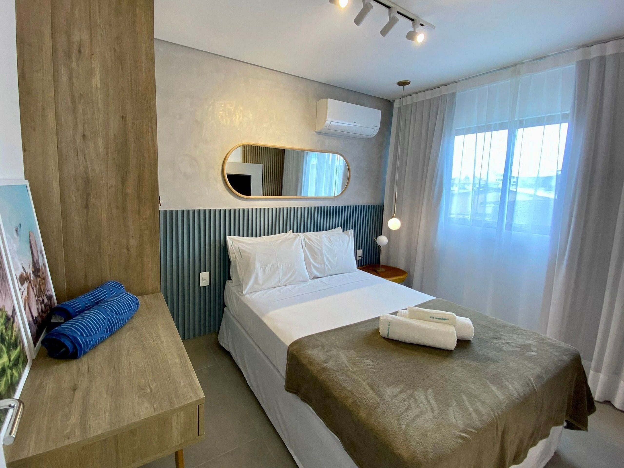 Apartamento | Wi-Fi de cortesia, roupa de cama