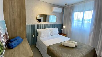 Apartamento | Wi-Fi de cortesia, roupa de cama
