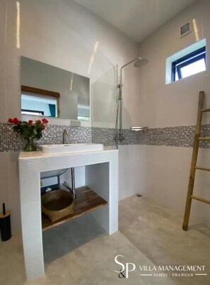 Kostenlose Toilettenartikel