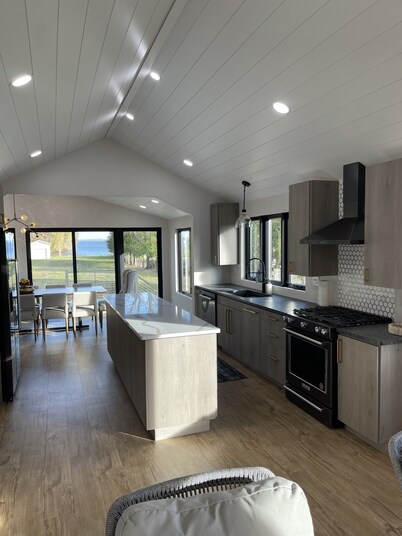 Modern Lake house on Lake winnebago