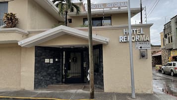 Fachada da propriedade