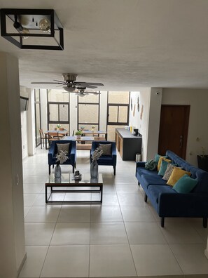 Living area - Hotel Reforma (Iguala de la Independencia)