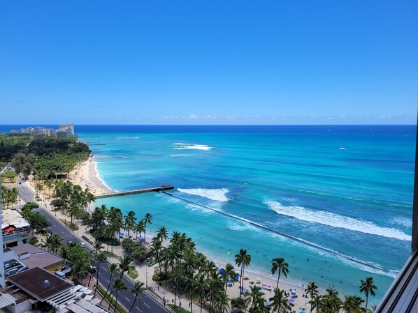 Am Strand, Liegestühle, Strandtücher