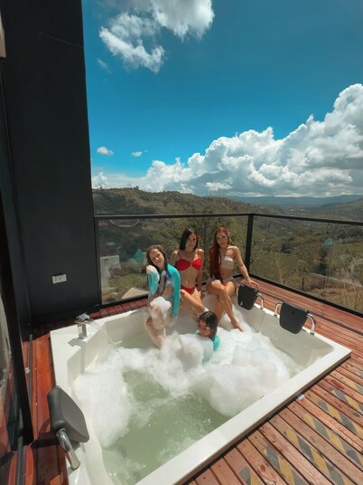  Luum Glamping by Roots Rentals