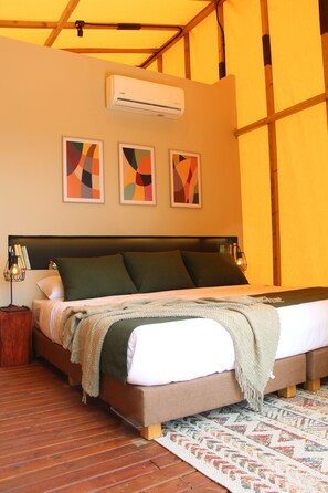 1 habitación, decoración personalizada y ropa de cama 