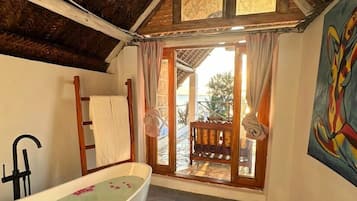 1 chambre, Wi-Fi gratuit, draps fournis