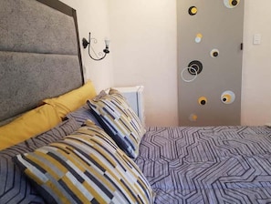 2 bedrooms, WiFi - House @ The Link (Kempton Park)