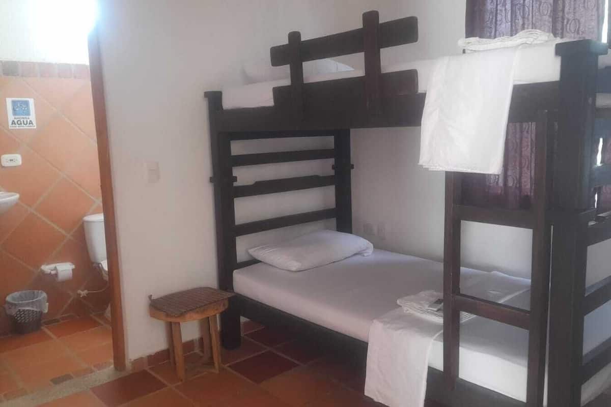 Eenvoudige kamer, 1 twee- of 2 eenpersoonsbedden | Gratis wifi